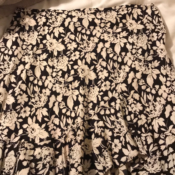 Black and White Flower Skirt - Picture 1 of 3